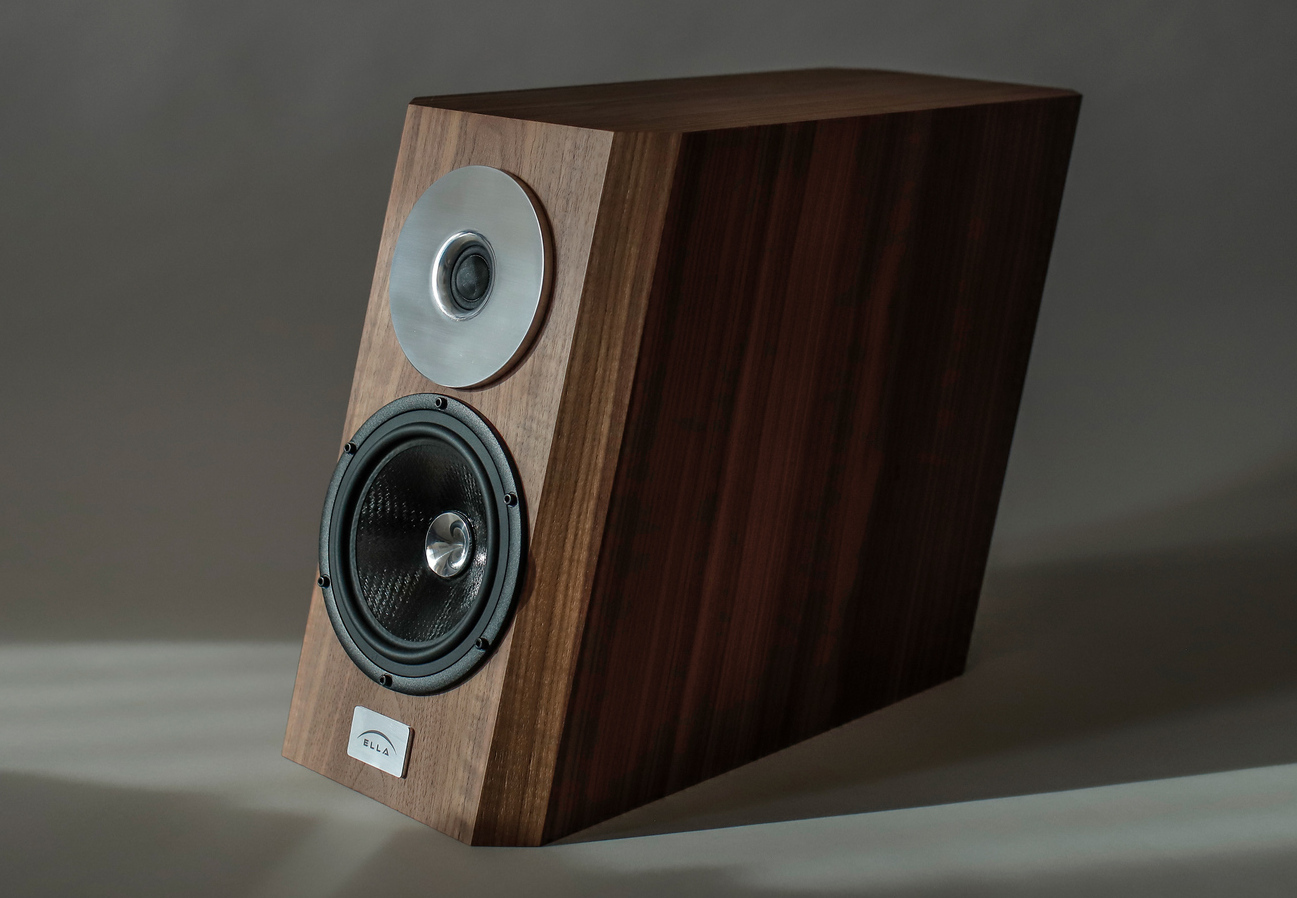 Напольная акустика Seas Dynaudio